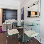 Appartement Champs Elysées